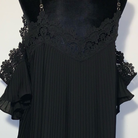 Pleated and Lace Detail Off the Shoulder Blouse with Accent Cuffs - Picture 7 of 9